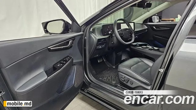 2025 Kia EV6 — photo 10