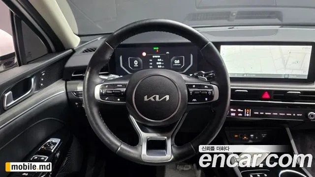 2025 Kia K5 — photo 13