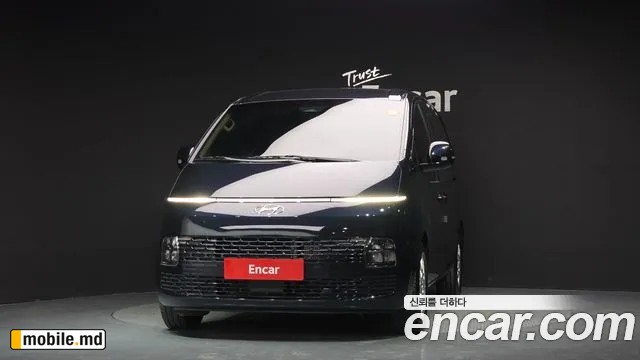 2023 Hyundai Staria — photo 3