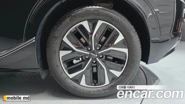 2023 Kia EV6 — photo 21