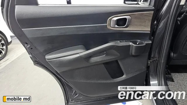 2021 Kia Sorento — photo 25