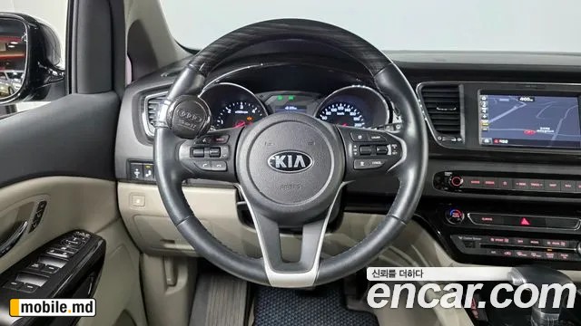 2019 Kia Canival — photo 13