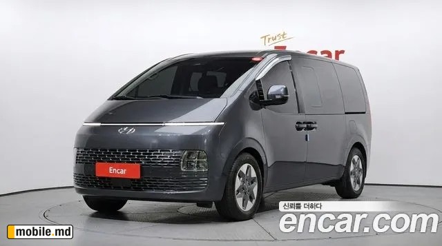 2022 Hyundai Staria