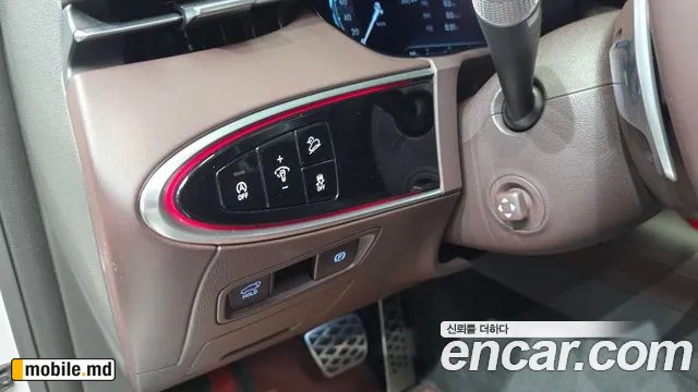 2021 Genesis GV70 — photo 14