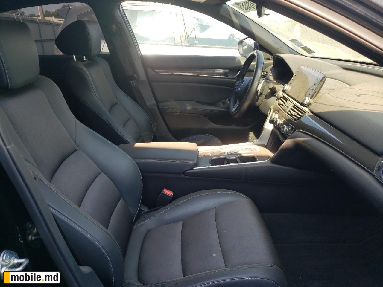 2018 Honda Accord — photo 5