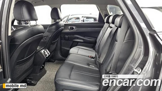 2021 Kia Sorento — photo 26