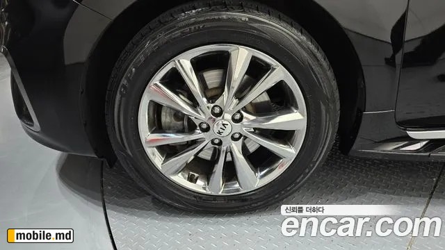 2019 Kia Canival — photo 5