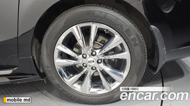 2019 Kia Canival — photo 21