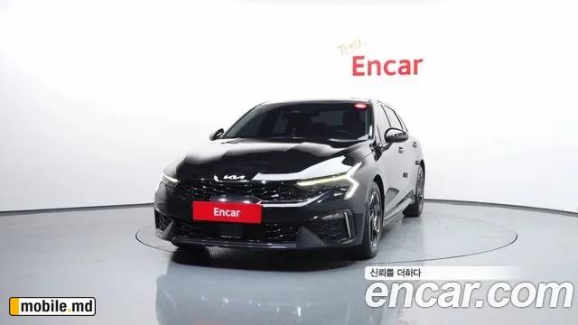2025 Kia K5 — photo 3