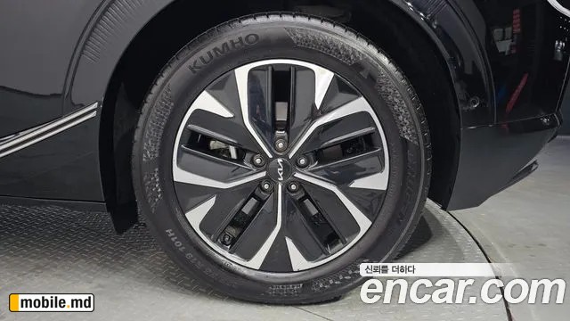 2023 Kia EV6 — photo 21
