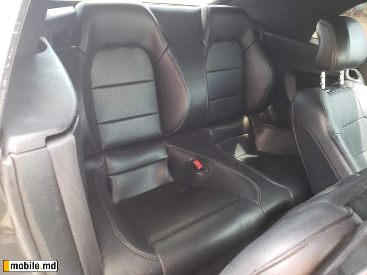 2015 Ford Mustang — photo 6