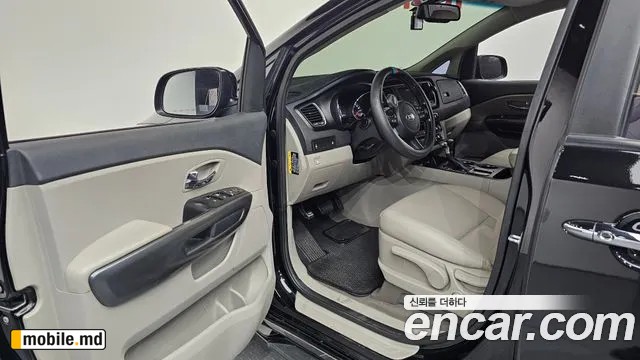 2019 Kia Canival — photo 10