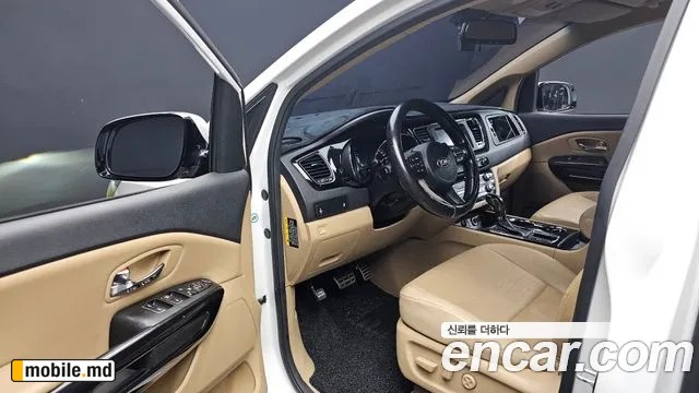 2019 Kia Canival — photo 10