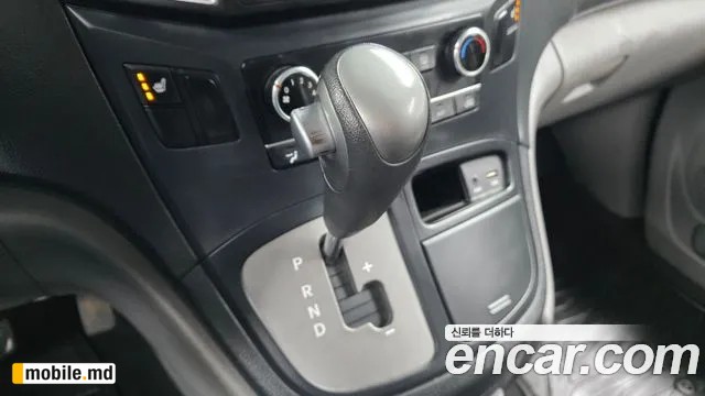 2017 Hyundai Starex — photo 9