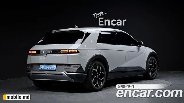 2024 Hyundai IONIQ — photo 2