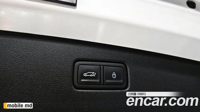 2025 Genesis GV70 — photo 16