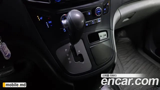 2017 Hyundai Starex — photo 9
