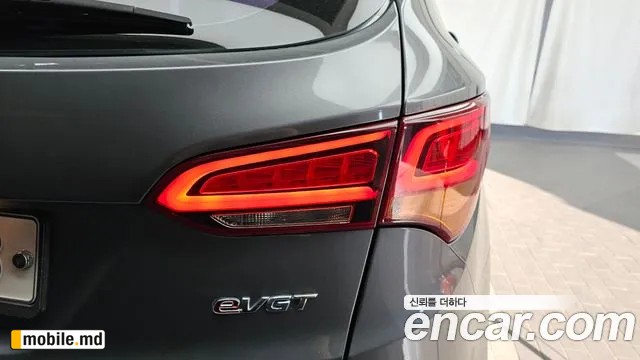 2016 Hyundai Santafe — photo 23