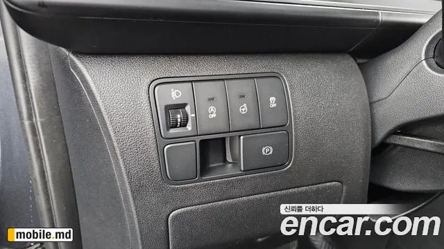 2022 Hyundai Staria — photo 19
