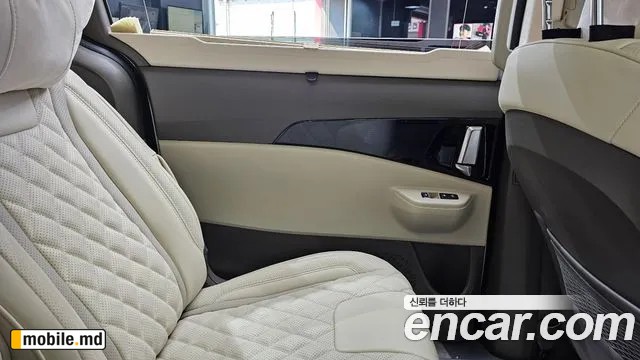 2025 Kia Canival — photo 25