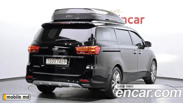 2019 Kia Canival — photo 2