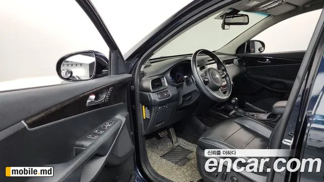 2017 Kia Sorento — photo 10