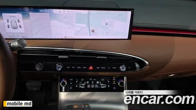 2025 Genesis GV70 — photo 13