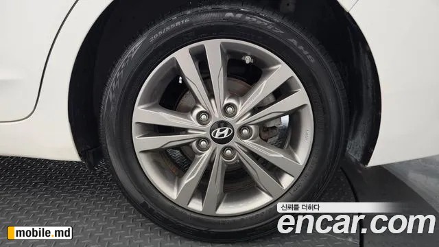 2016 Hyundai Avante — photo 21