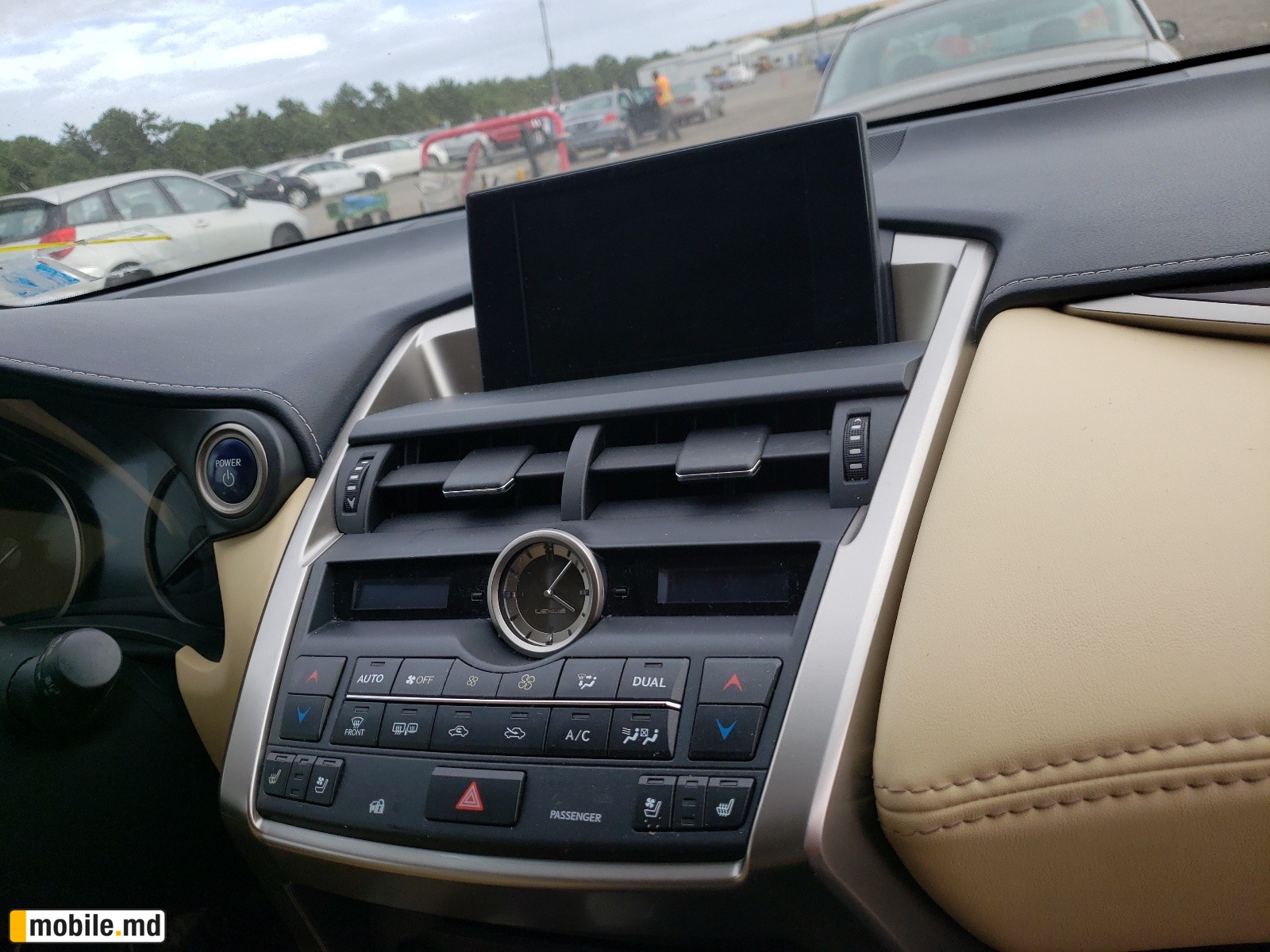 2015 Lexus NX — photo 9