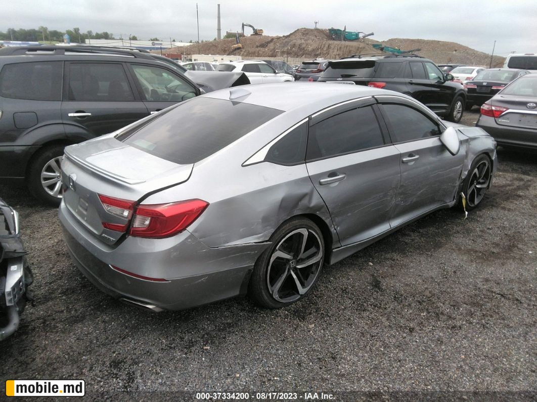 2019 Honda Accord — photo 4