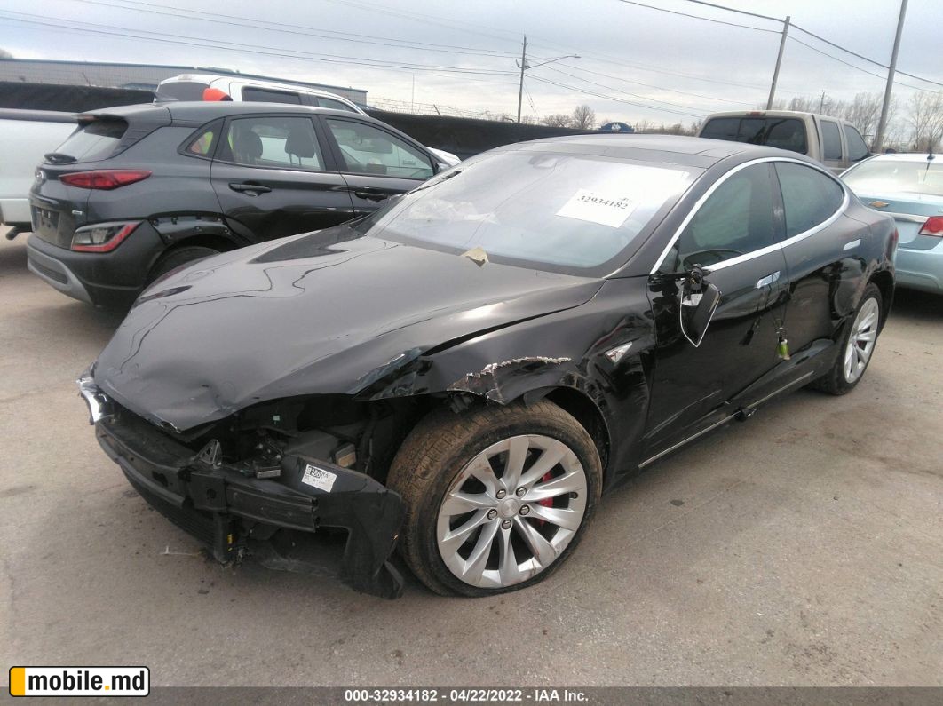 2016 Tesla Model S — photo 2