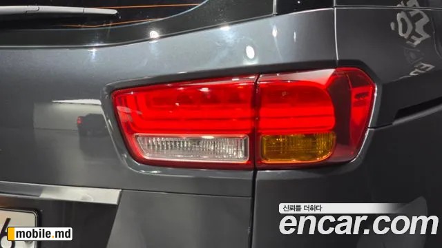 2016 Kia Canival — photo 23