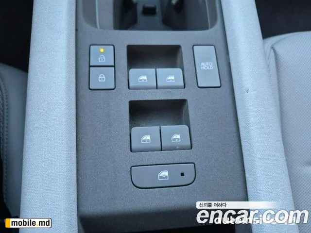 2025 Hyundai IONIQ — photo 18