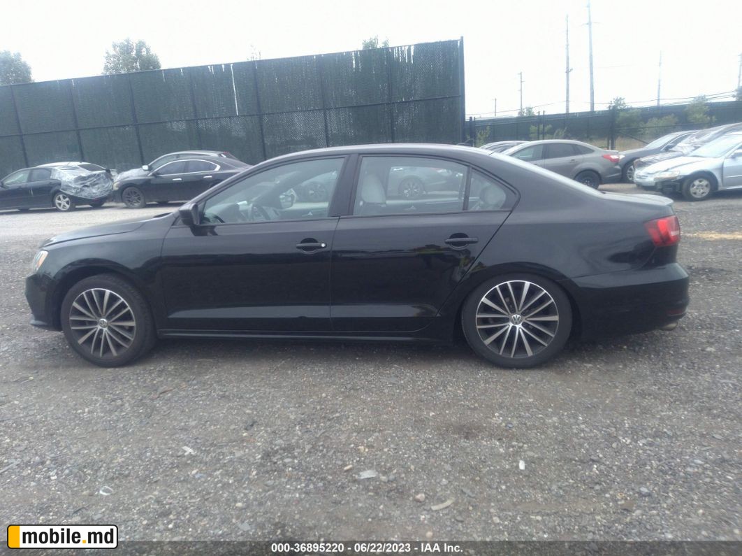 2015 Volkswagen Jetta — photo 14