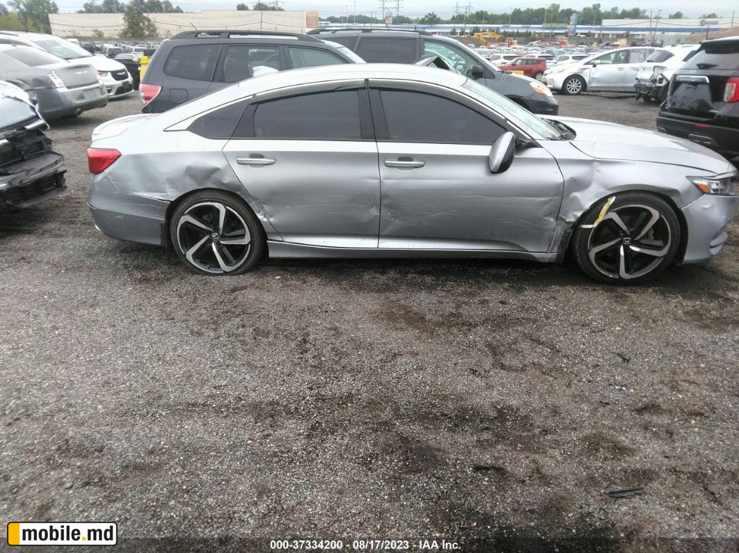 2019 Honda Accord — photo 6