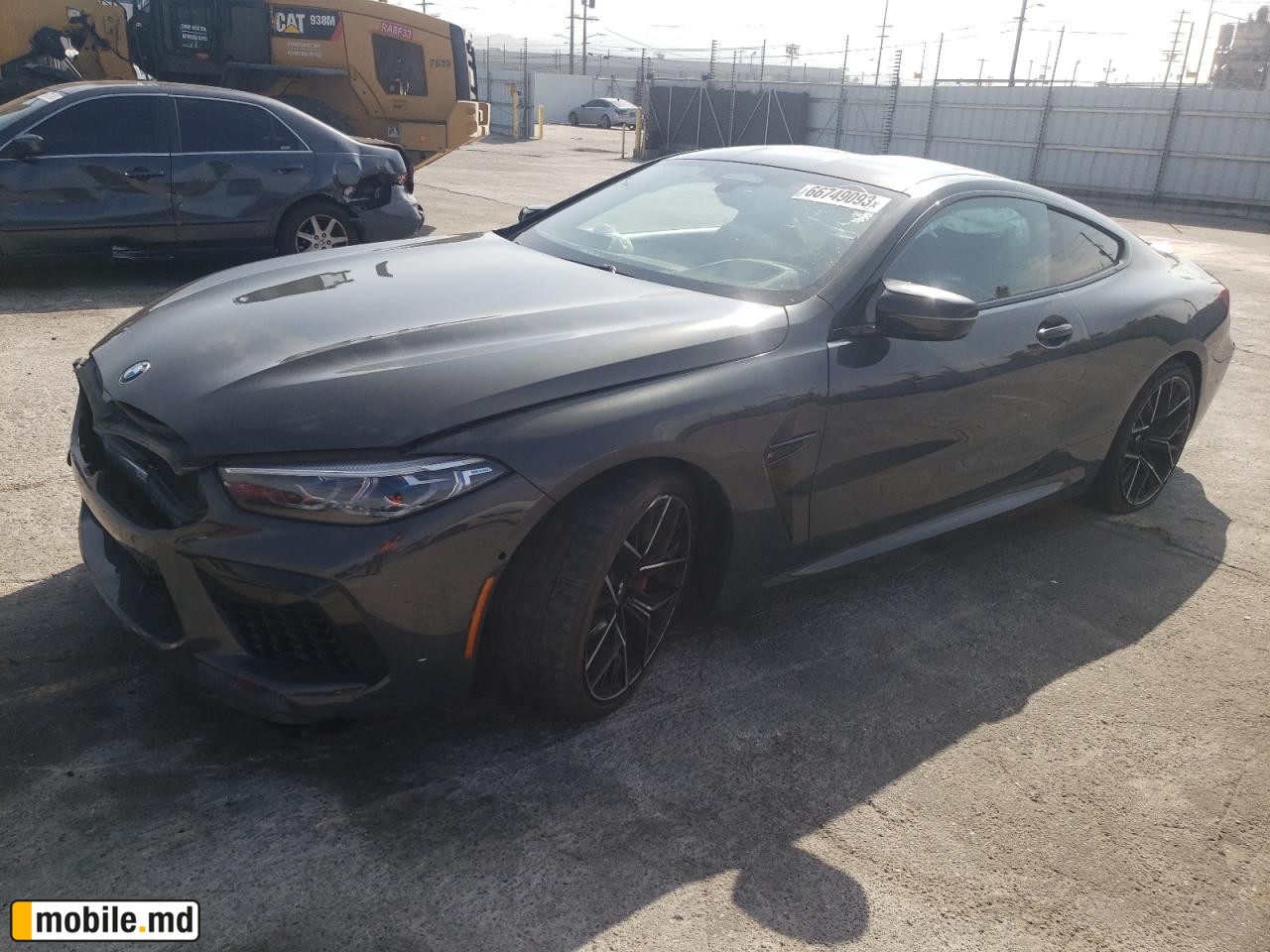 2022 BMW M8