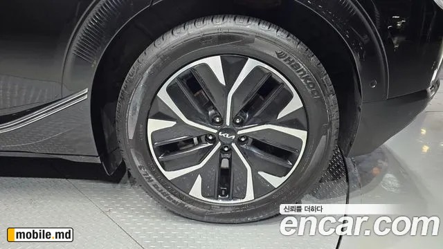 2023 Kia EV6 — photo 21