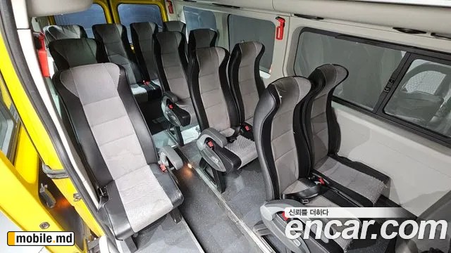 2020 Renault Master — photo 11