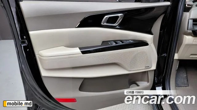 2022 Kia Canival — photo 25