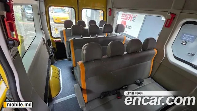2020 Renault Master — photo 18