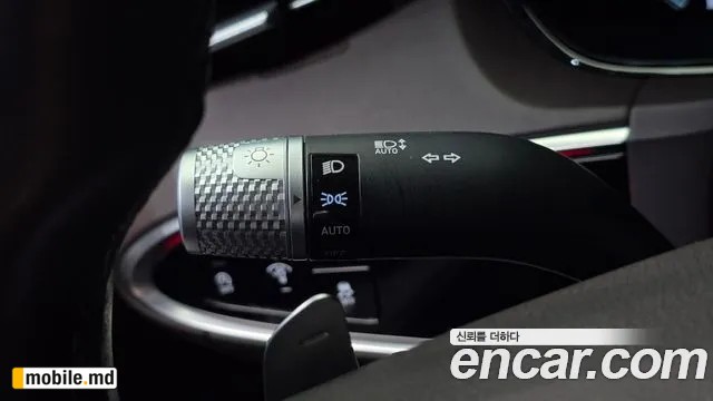 2021 Genesis GV70 — photo 15
