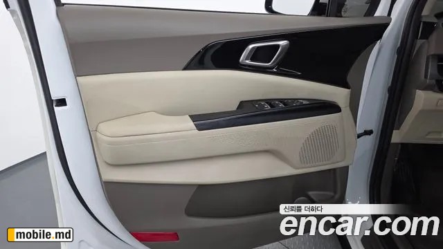 2022 Kia Canival — photo 24