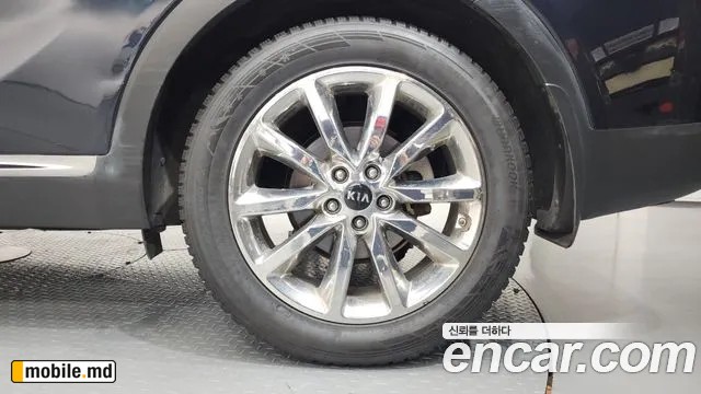 2017 Kia Sorento — photo 21