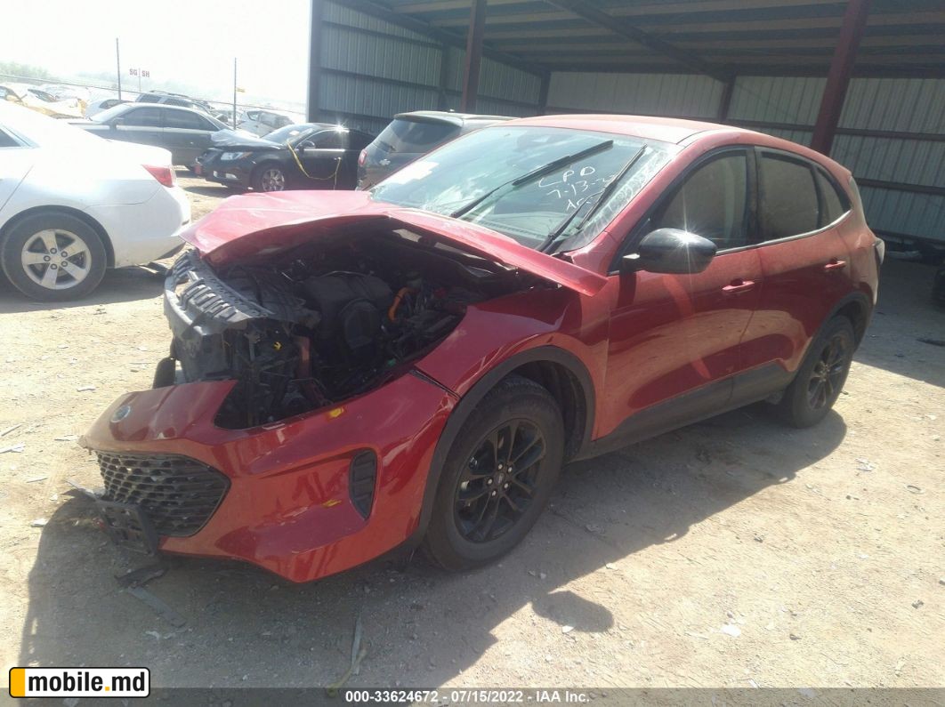 2020 Ford Escape — photo 2
