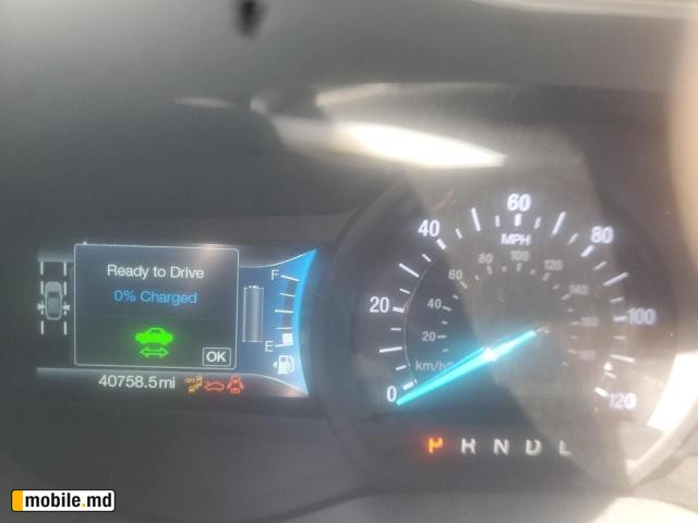 2019 Ford Fusion — photo 8