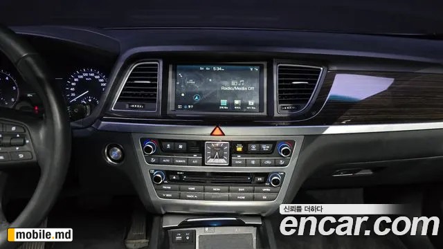 2018 Genesis G80 — photo 13