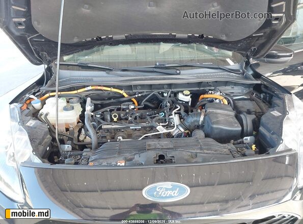 2020 Ford Escape — photo 10