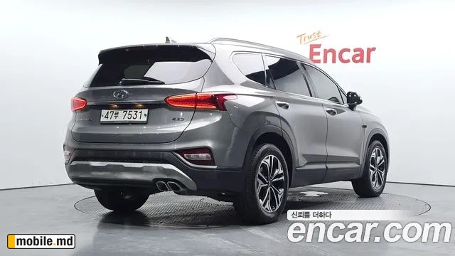 2019 Hyundai Santafe — photo 2