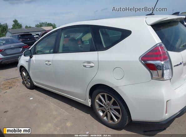 2017 Toyota Prius — photo 14