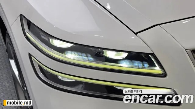 2020 Genesis GV80 — photo 22
